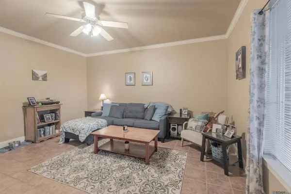 4000 Lake Beau Pre ##160, Baton Rouge, LA 70820
