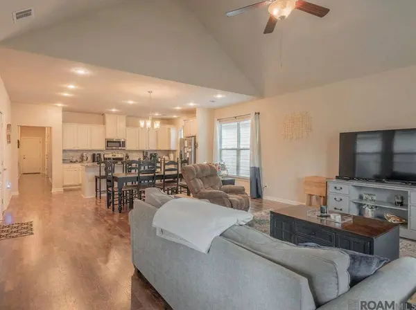 7844 W Pelican Lakes Ave, Baton Rouge, LA 70820