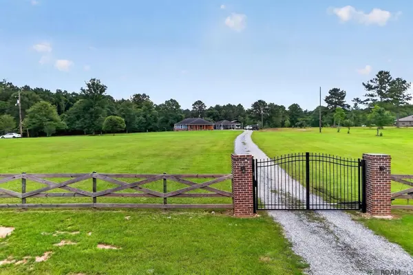 7735 Highway 10, Ethel, LA 70730
