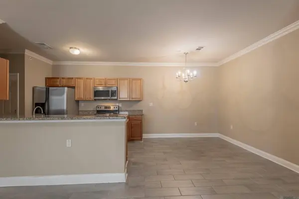 1362 Brightside Dr ##201, Baton Rouge, LA 70820