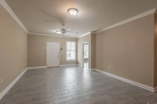 1362 Brightside Dr ##201, Baton Rouge, LA 70820