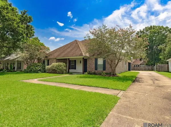 6215 Destrahan Drive, Baton Rouge, LA 70820