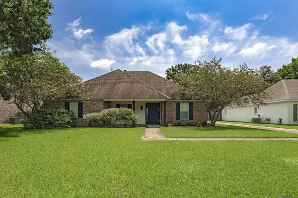 6215 Destrahan Drive, Baton Rouge, LA 70820