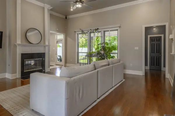 38215 Seven Oaks Ave, Prairieville, LA 70769