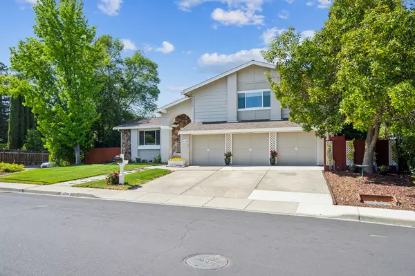 San Ramon, CA 94583-2450,2740 Mohawk Cir