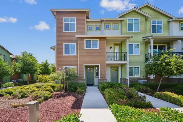 389 Basswood Cmn #5, Livermore, CA 94551