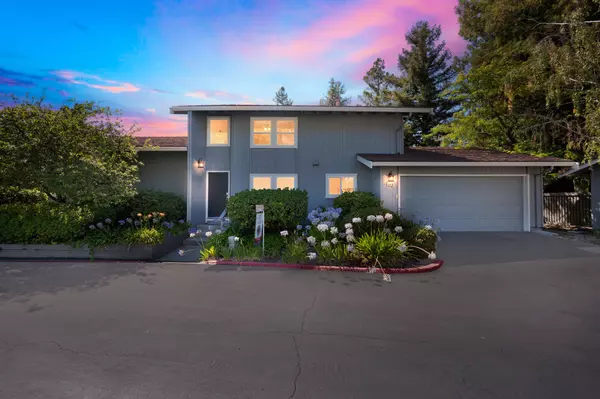 102 Rolling Green Cir, Pleasant Hill, CA 94523-3268