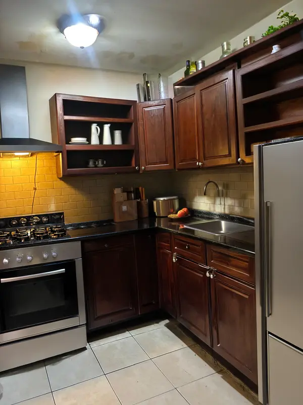 1217 Thieriot Ave, New York, NY 10472-4713