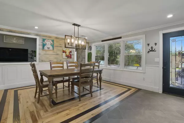 7 Lane RD, Pelham, NH 03076