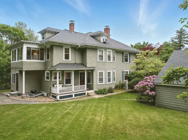 42 Chester ST, Nashua, NH 03064