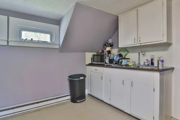 23-25 Depot ST, Hillsborough, NH 03244