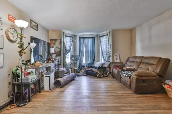 2 Jackson ST, Hillsborough, NH 03224