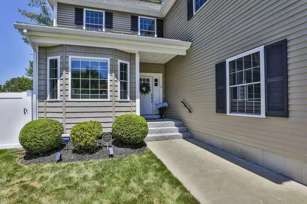 2 Sadie Ln, Methuen, MA 01844