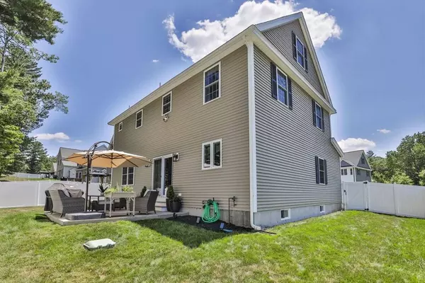 2 Sadie Ln, Methuen, MA 01844