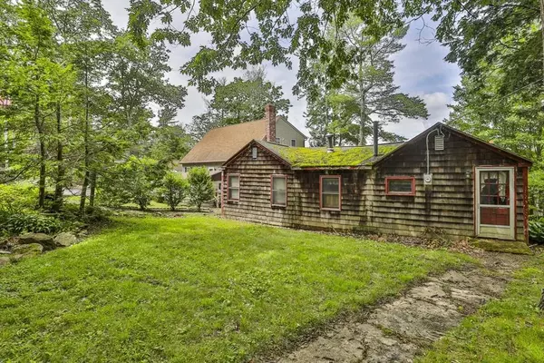 100 Stodge Meadow Rd, Ashburnham, MA 01430