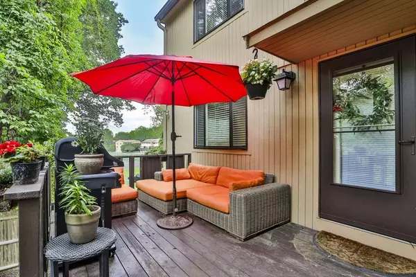 122 Leland Farm Rd #122, Ashland, MA 01721