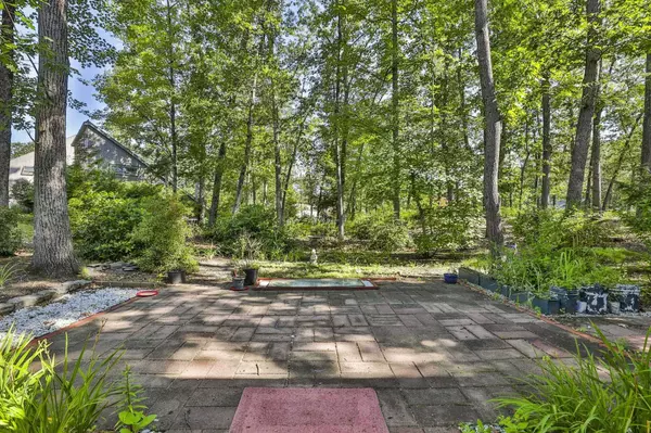 111 Coburn AVE #16 Coburn Woods, Nashua, NH 03063