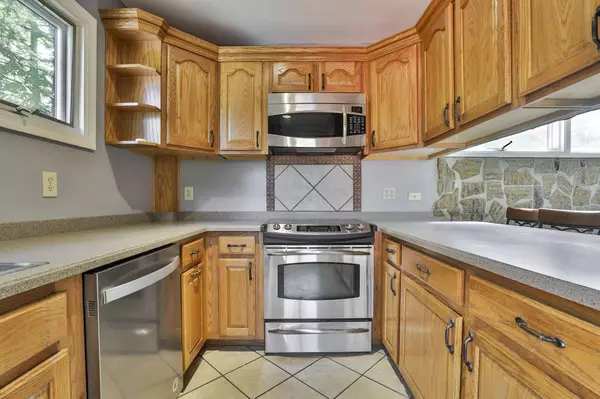 111 Coburn AVE #16 Coburn Woods, Nashua, NH 03063