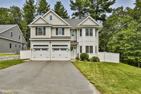 16 Sadie Ln, Methuen, MA 01844