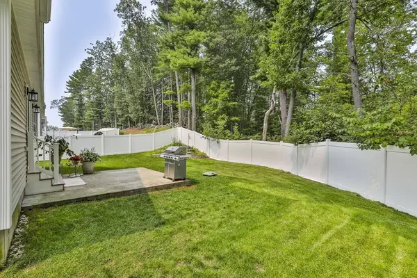 16 Sadie Ln, Methuen, MA 01844