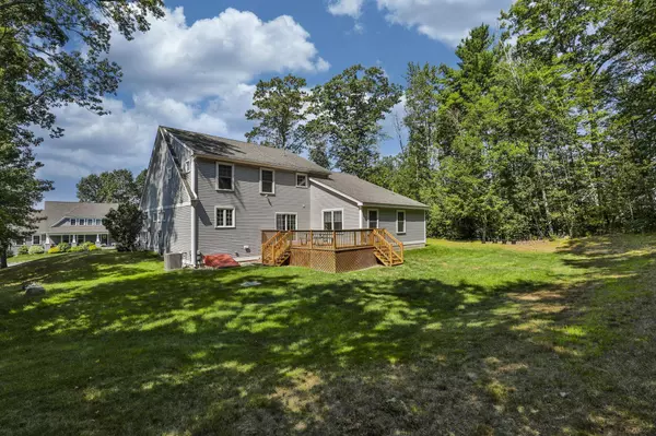 76 Grouse RUN, Pelham, NH 03076