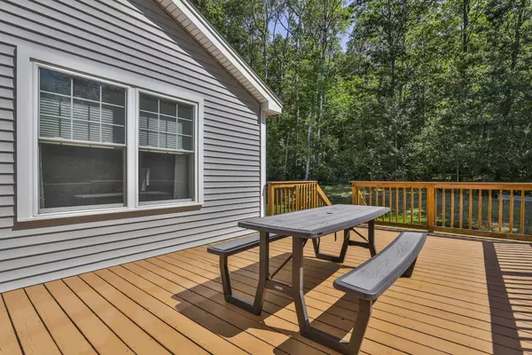 76 Grouse RUN, Pelham, NH 03076