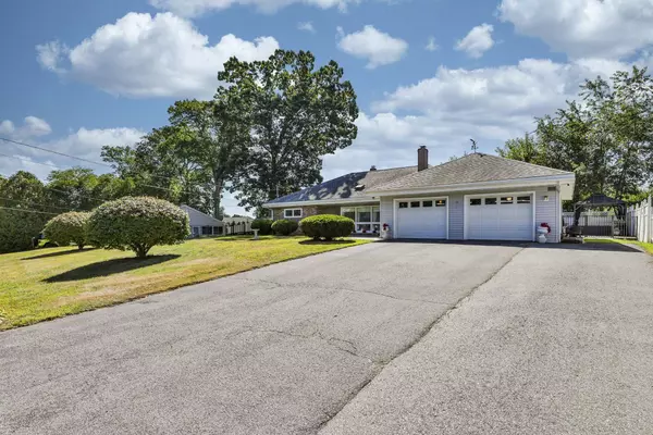 13 Irving ST, Salem, NH 03079