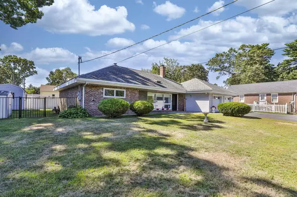 13 Irving ST, Salem, NH 03079