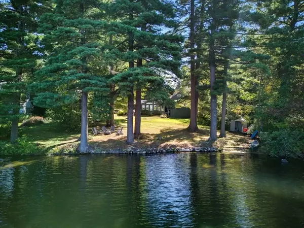 19 Roys Dr, Spencer, MA 01562