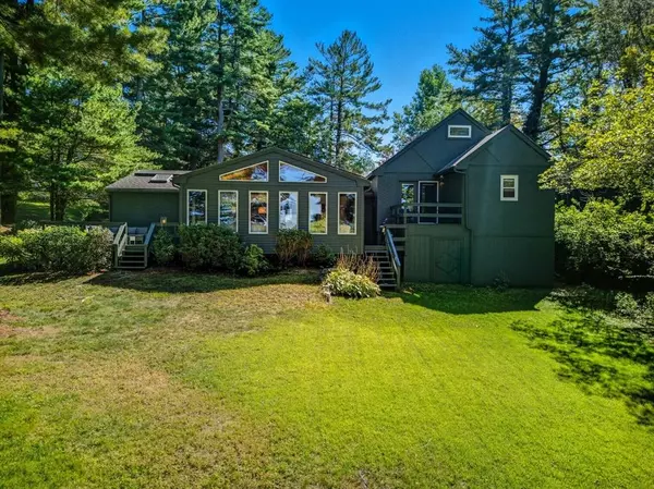 19 Roys Dr, Spencer, MA 01562