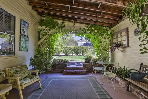 40 North ST, Milford, NH 03055