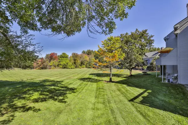 6 Veterans RD #15, Amherst, NH 03031