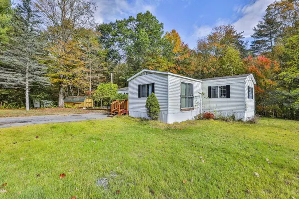 112 Cotton Farm RD, Danville, NH 03819