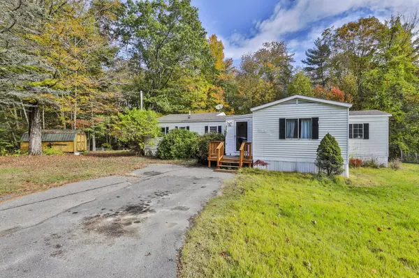 112 Cotton Farm RD, Danville, NH 03819