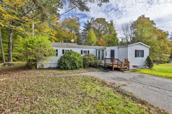 112 Cotton Farm RD, Danville, NH 03819