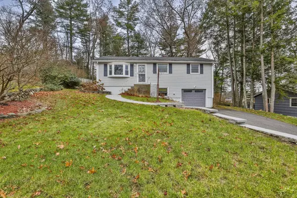 15 Westray DR, Nashua, NH 03062