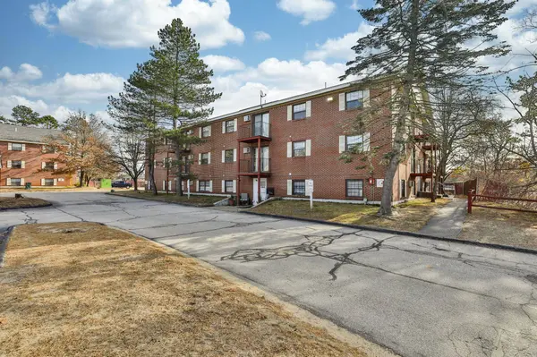 12 East Side DR #12, Concord, NH 03301