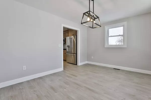 35B Windsor LN, Hudson, NH 03051