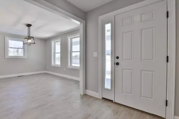 35B Windsor LN, Hudson, NH 03051