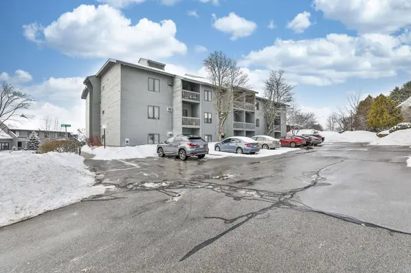 5 Tsienneto RD #194, Derry, NH 03038