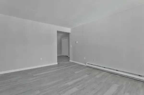 12 East Side DR #13, Concord, NH 03301