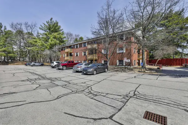 12 East Side DR #14, Concord, NH 03301