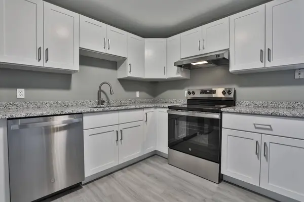 12 East Side DR #14, Concord, NH 03301