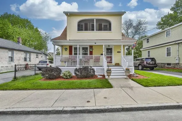 170 Warwick St, Lowell, MA 01851