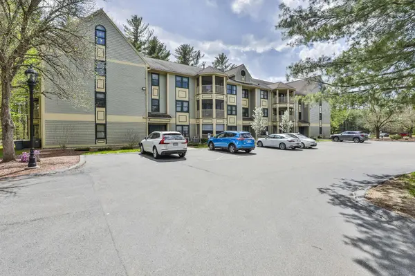6 Mayfair LN #201, Nashua, NH 03063