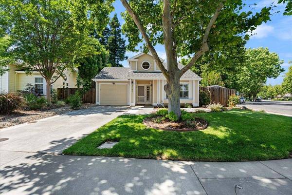 1701 Evergreen CT, Davis, CA 95618
