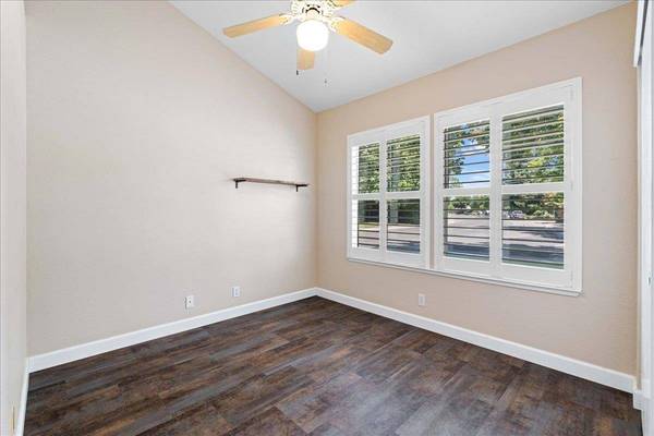 1701 Evergreen CT, Davis, CA 95618