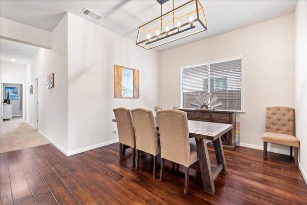 2201 Cumberland LOOP, Roseville, CA 95747