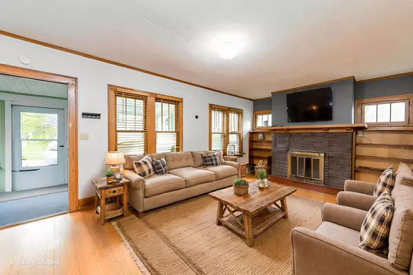 1502 Henry Place, Waukegan, IL 60085