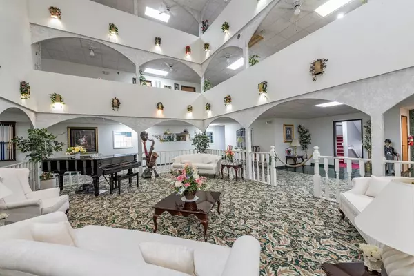 3305 Sunset Avenue #126, Waukegan, IL 60087